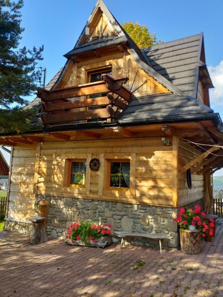 Goralski Domek Z Kominkiem - Highlander Wooden House مورزاسيخله المظهر الخارجي الصورة