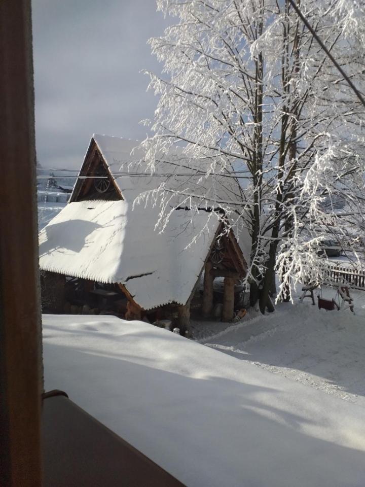 Goralski Domek Z Kominkiem - Highlander Wooden House مورزاسيخله المظهر الخارجي الصورة